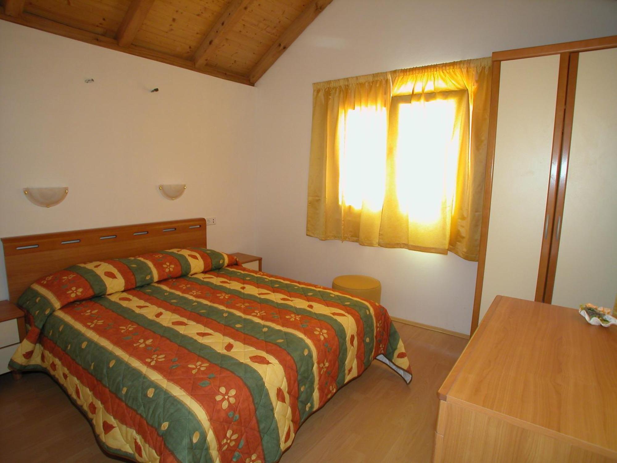 Villas Oleandri Vrboska Ngoại thất bức ảnh
