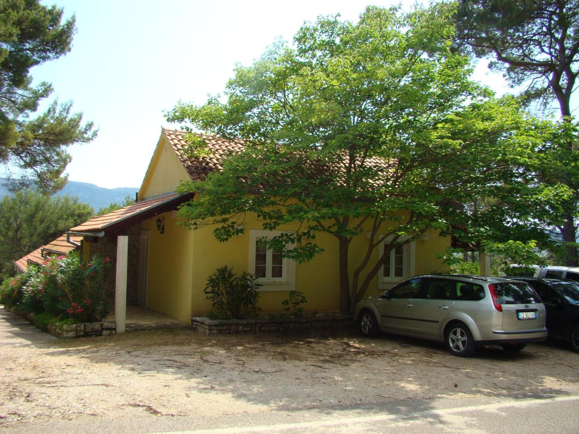 Villas Oleandri Vrboska Ngoại thất bức ảnh